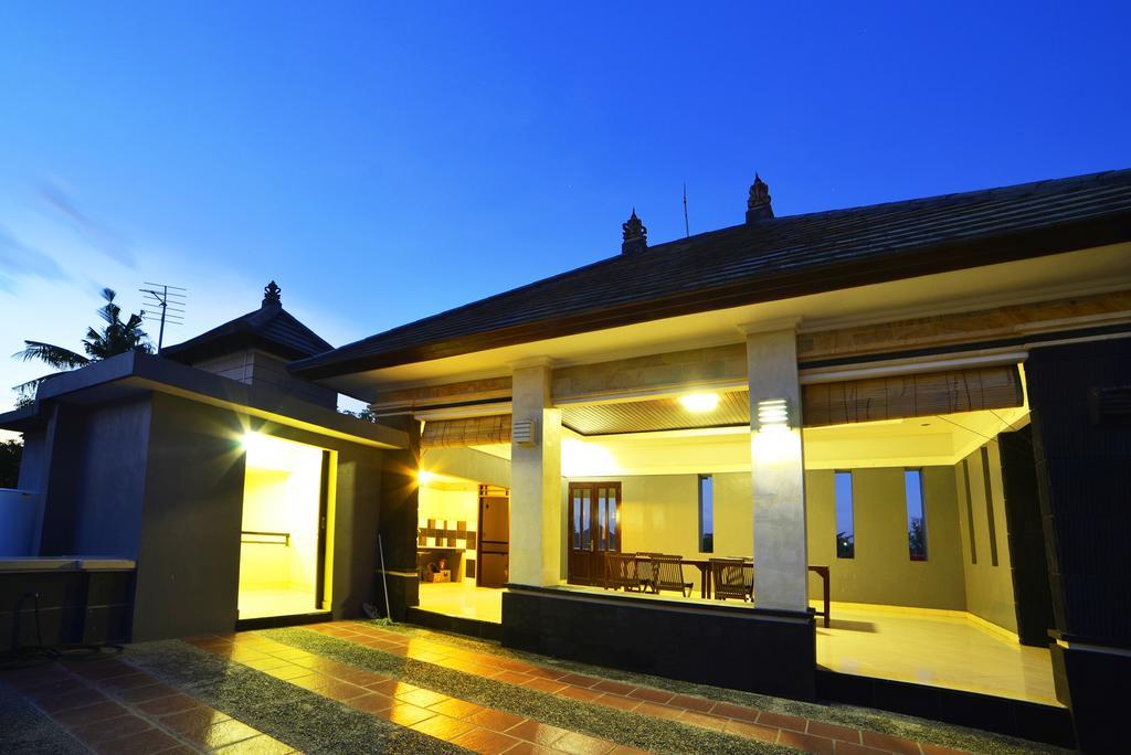Ganggas Homestay Jimbaran  Exterior photo