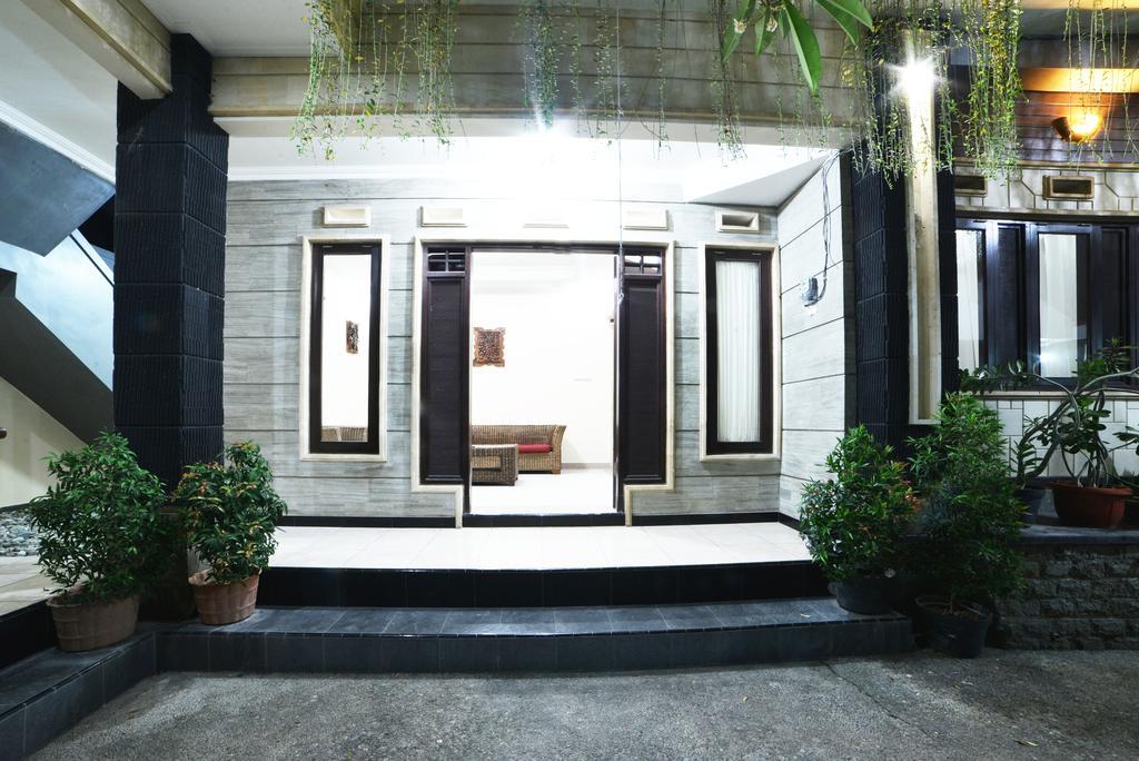 Ganggas Homestay Jimbaran  Exterior photo
